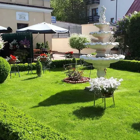 Noclegi-pokoje Goscinne Hostel