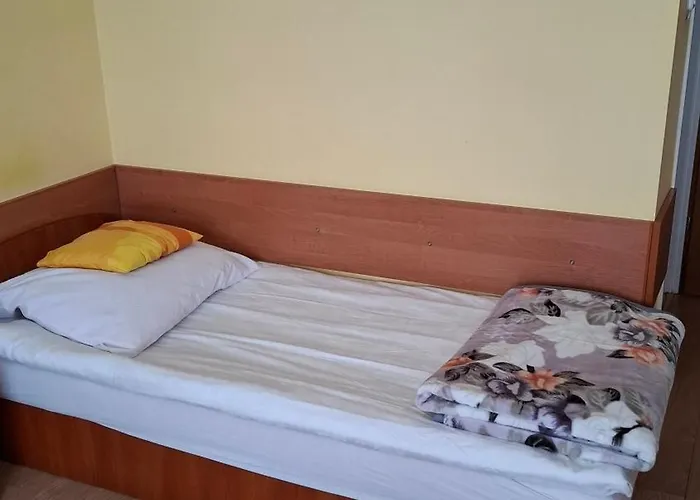 Noclegi-pokoje Goscinne Vandrerhjem *